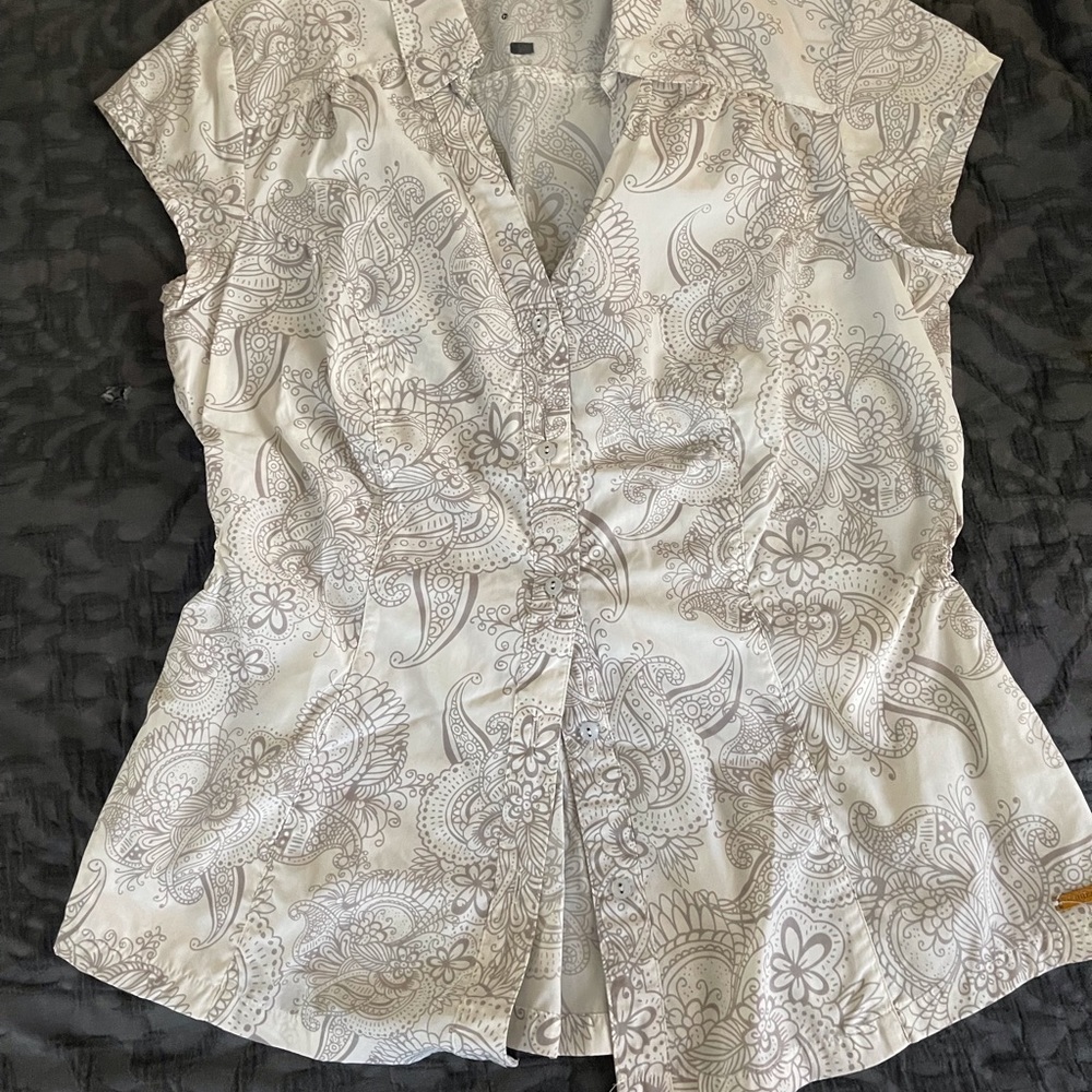 Cute Merrell Top